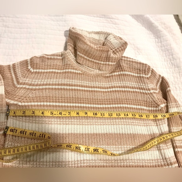 Urban outfitters size S - Picture 2 of 4